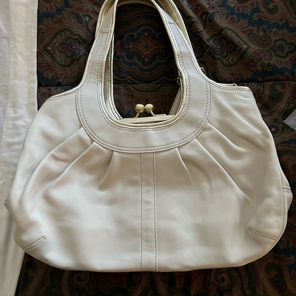 White leather coach handbag with metallic edges - Picture 8 of 10